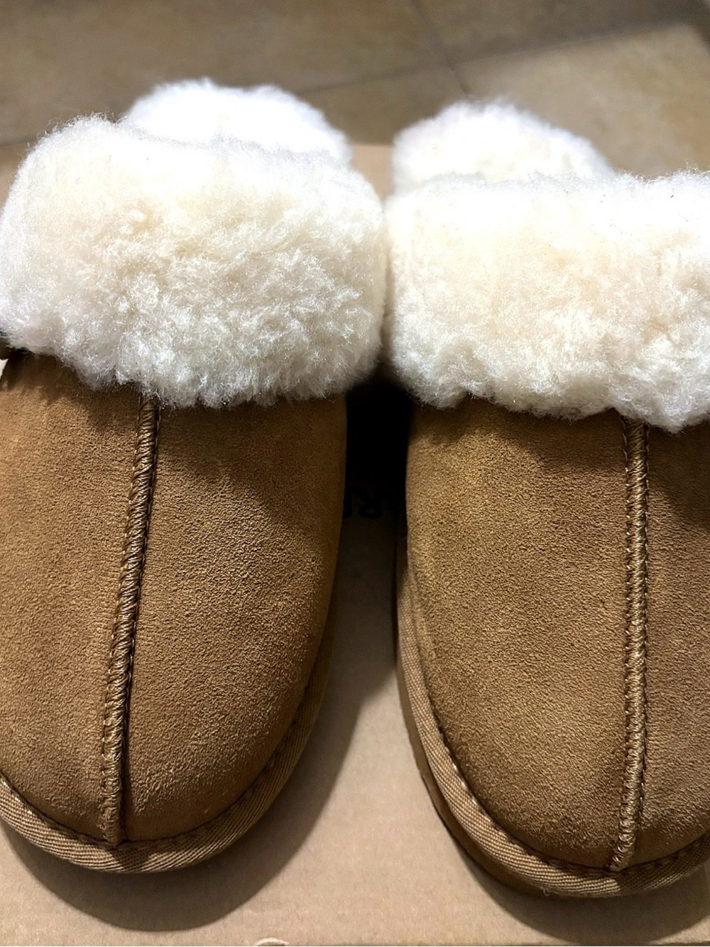 Women's Bearpaw Chestnut Suede Shearling-Lined Slippers